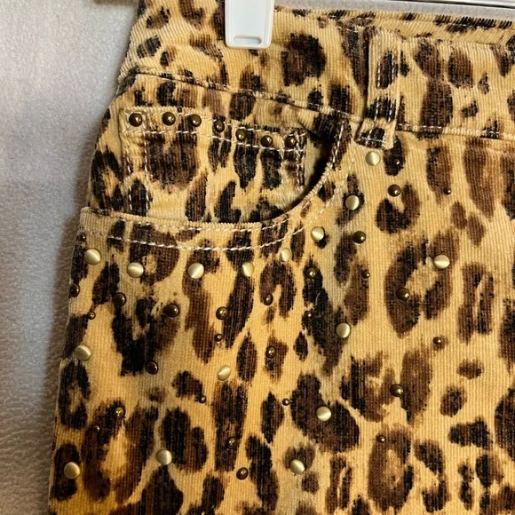 Chicos Size 1 Tall Leopard Print Corduroy Pants with beading on pockets - Picture 1 of 10